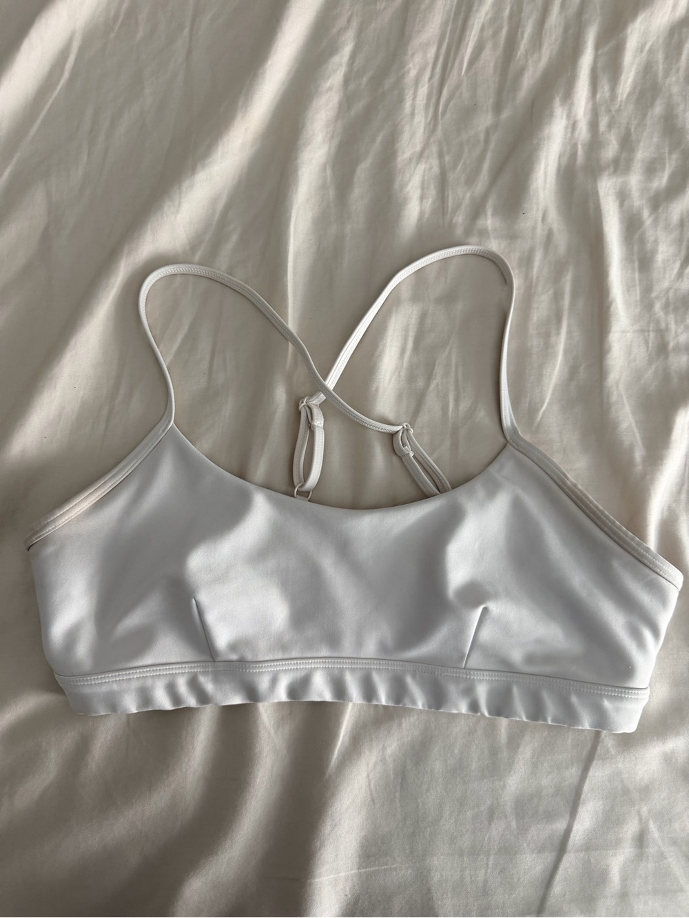 Alo off white airlift sports bra medium